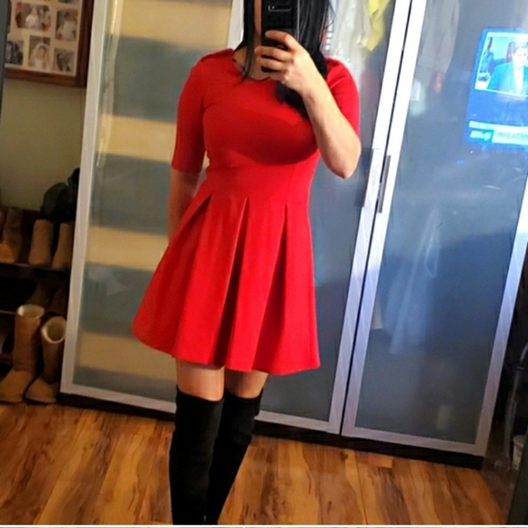 Zara red dress - Picture 2 of 4